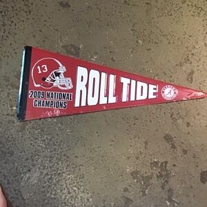 2009 National Champions Alabama Crimson Roll Tide Red Pennant Wall Decor